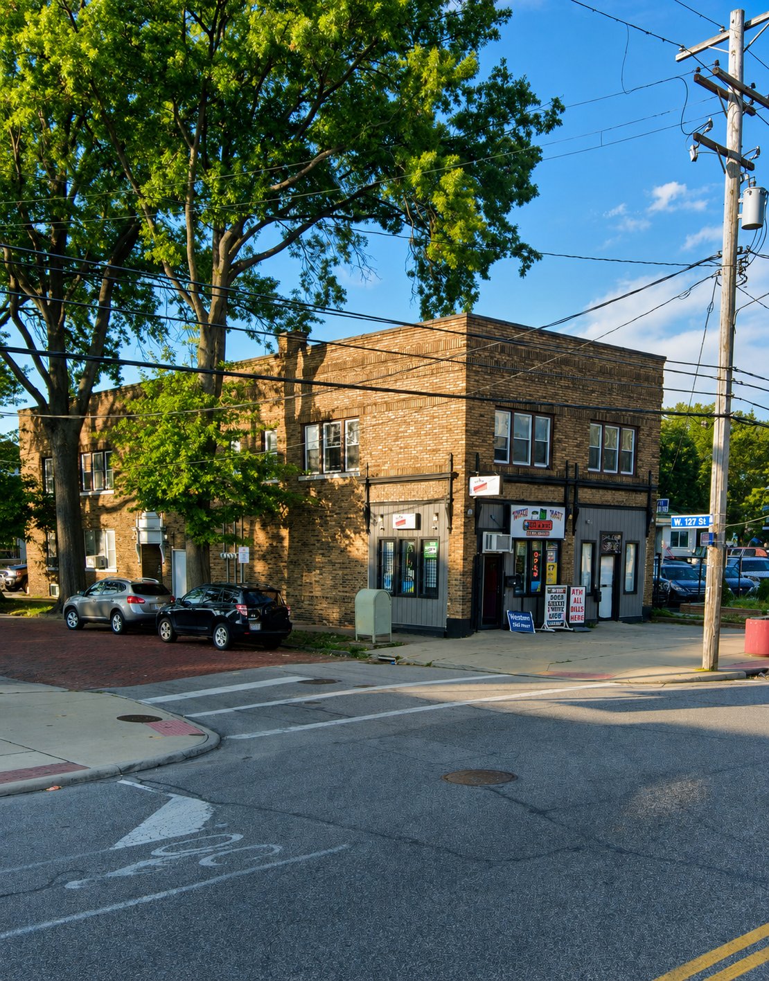 Cleveland Apartment: 3425 W 127th St