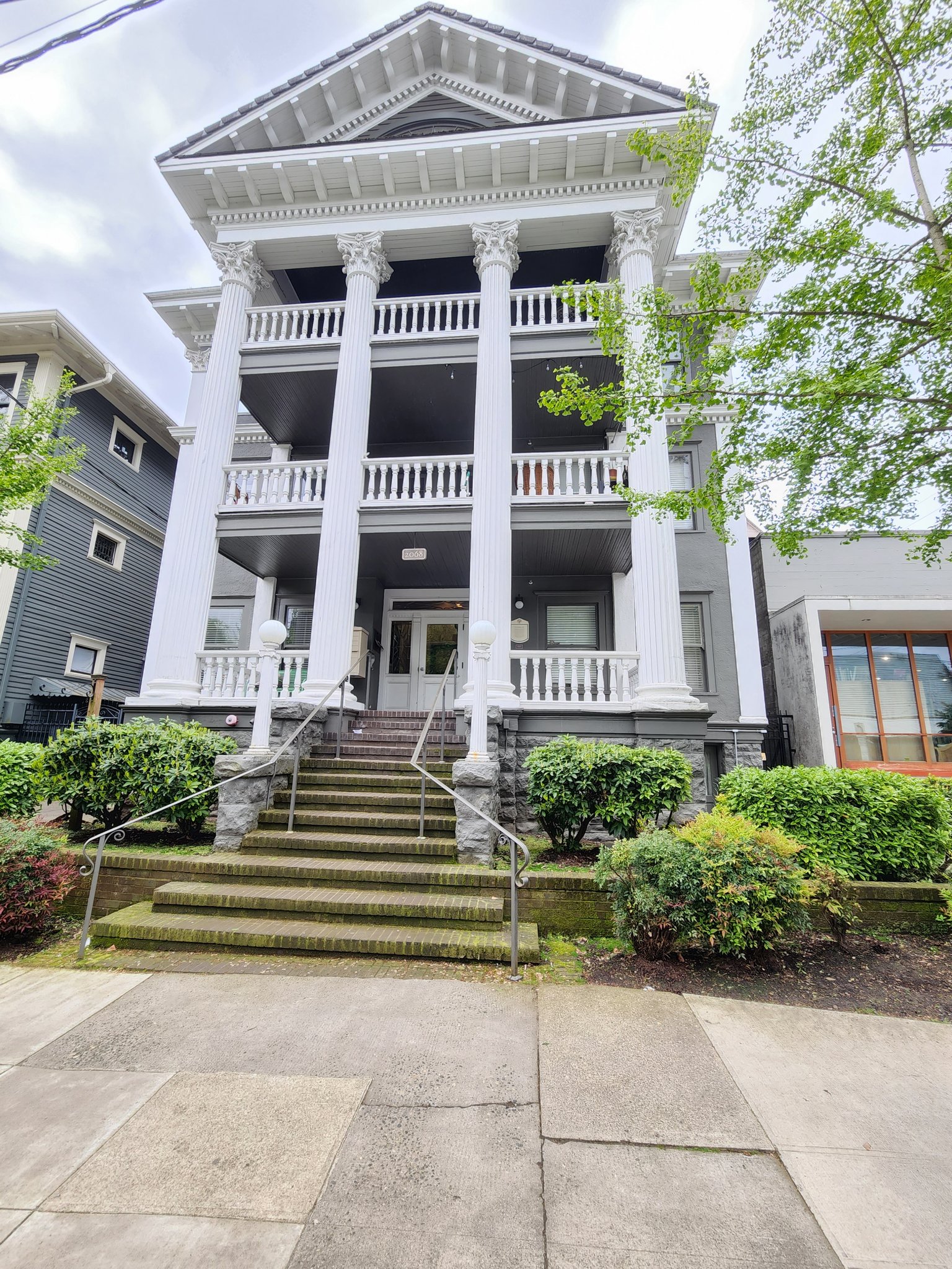 Portland Multiplex: 2068 NW Flanders Street