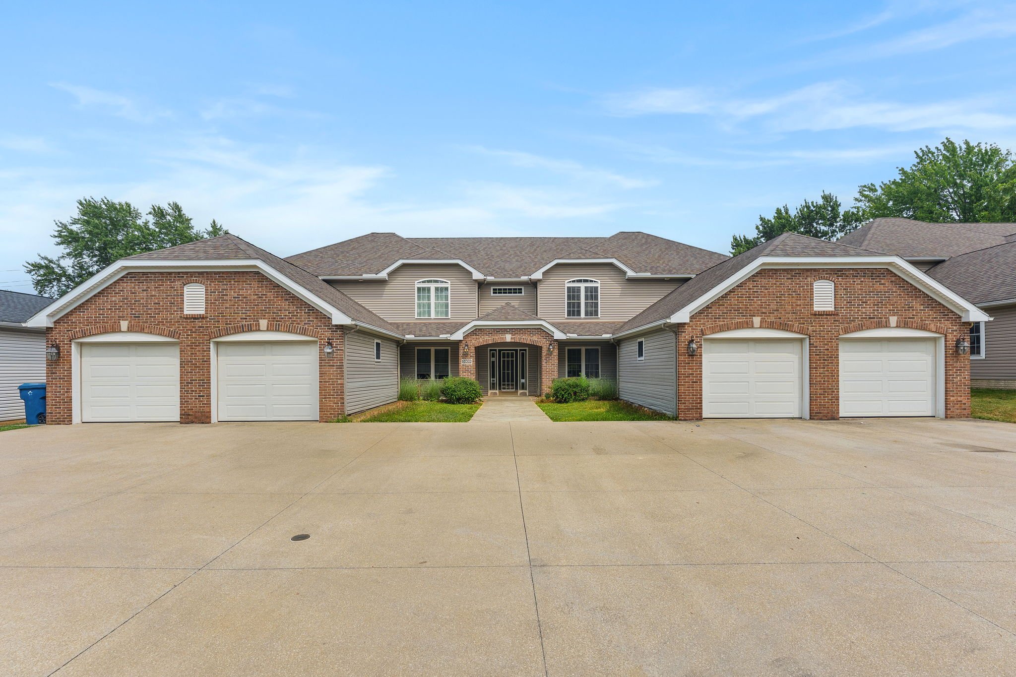 parma heights Condo: 5909 Stumph Rd