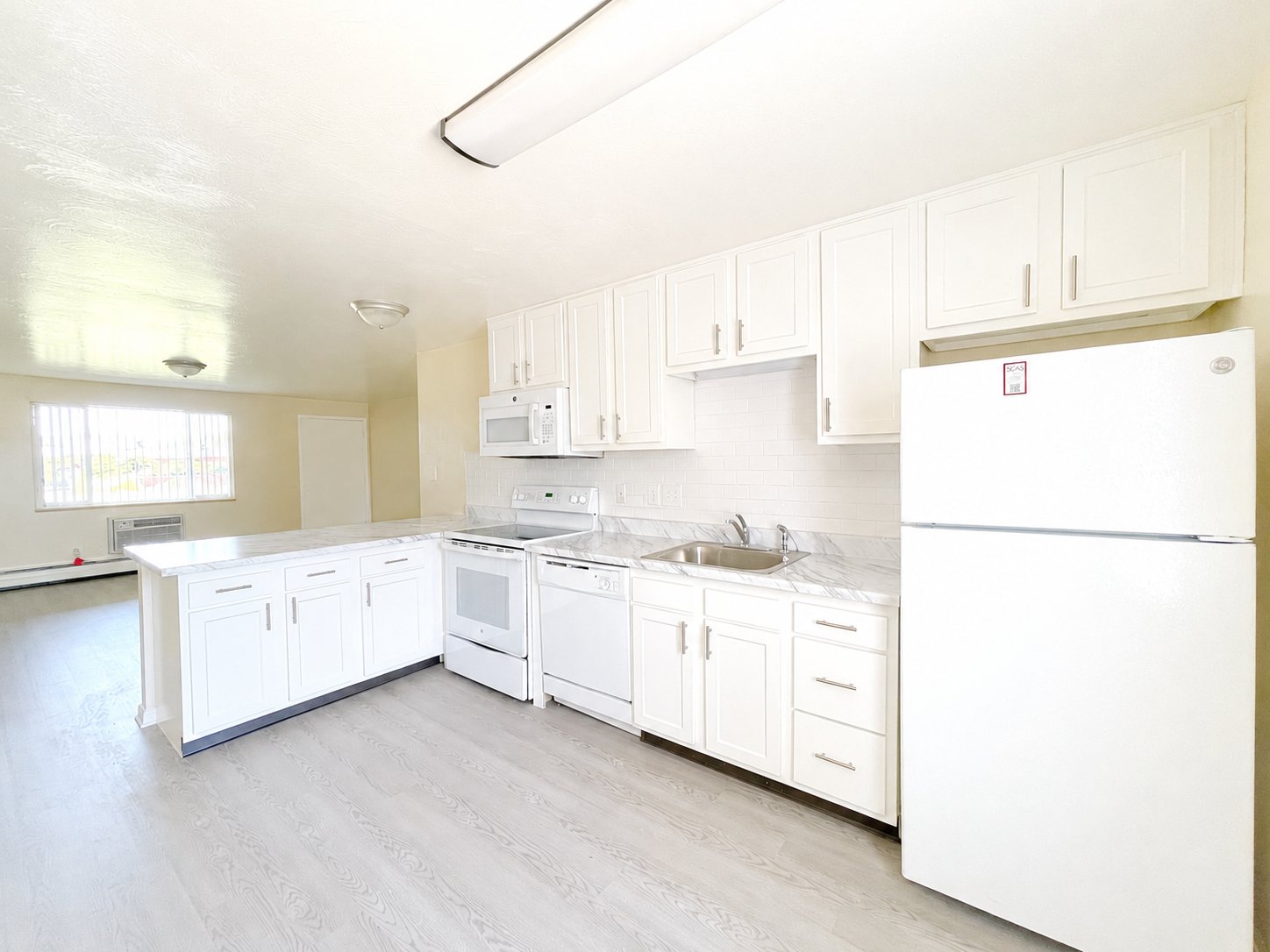 Lakewood Apartment: 375 S. Depew St.