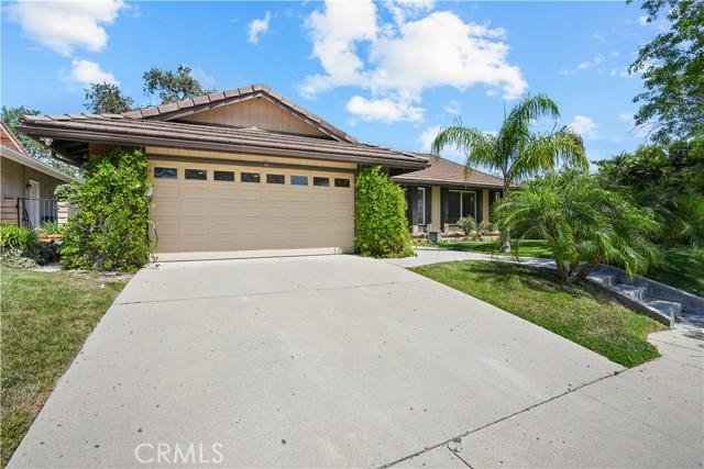 Westlake Village House: 854 Rim Crest Drive