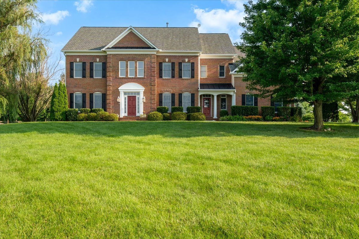 Jefferson House: 6110 Holter Rd