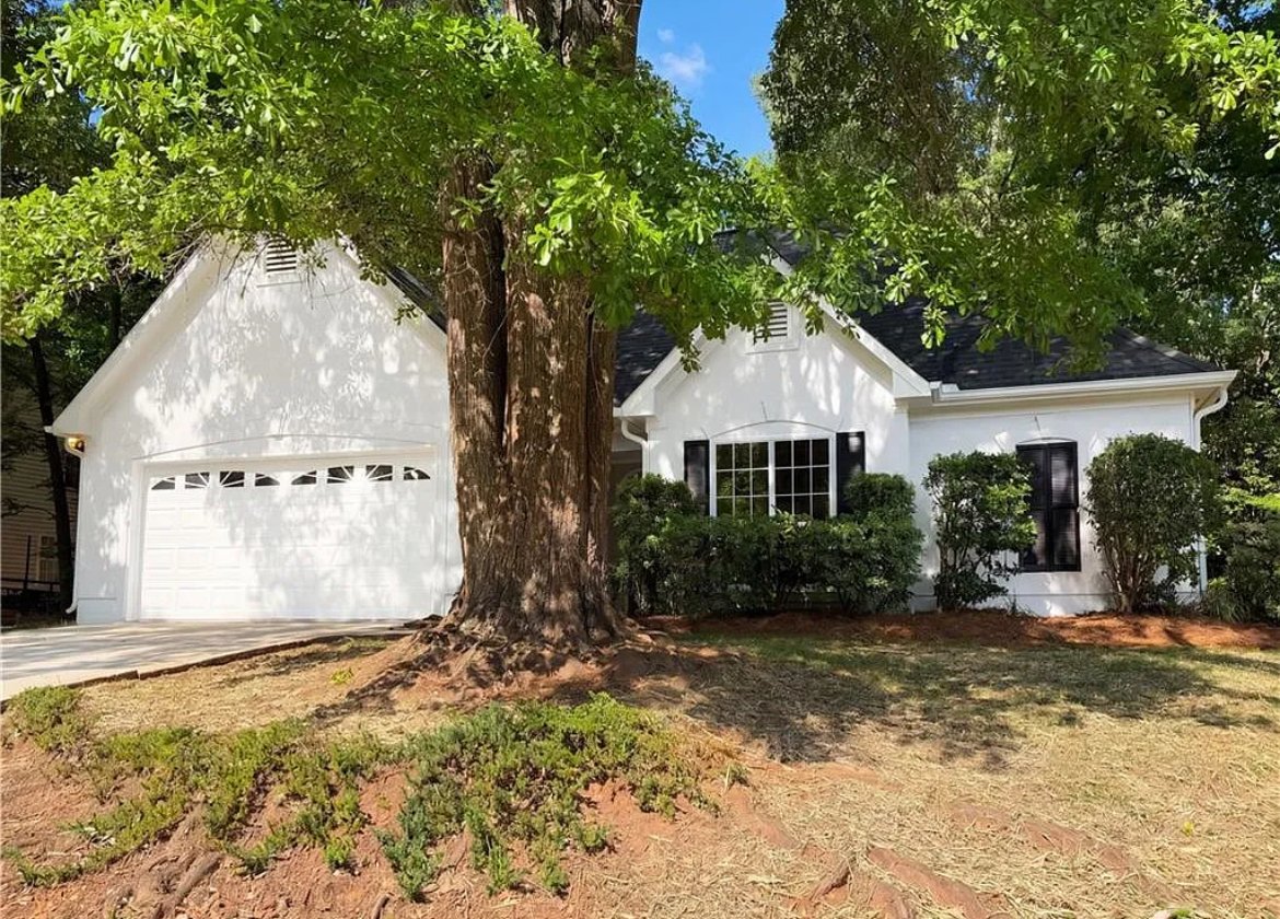 McDonough House: 343 Newcastle Vis