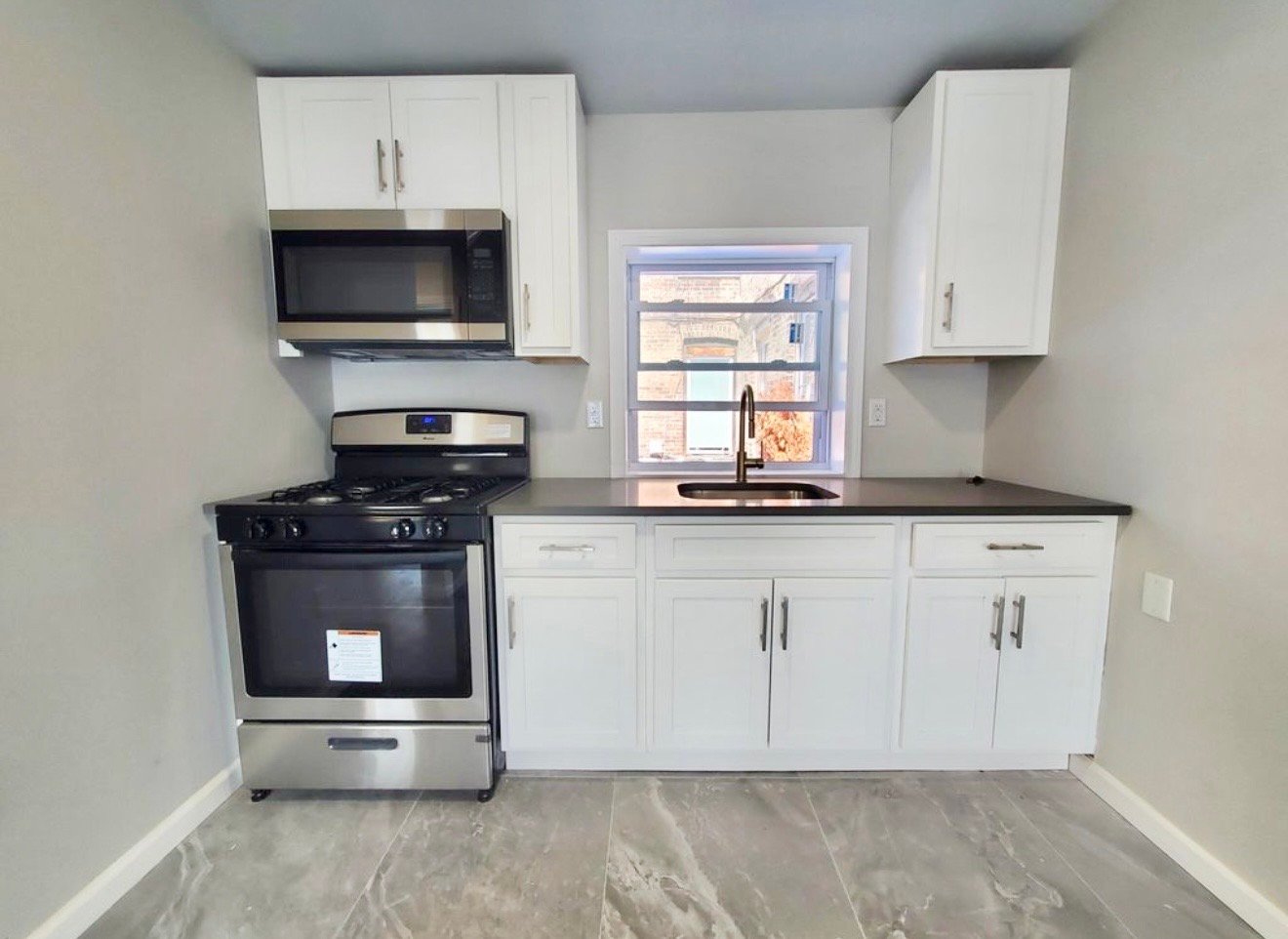 Jersey City Apartment: 557 Ocean Ave