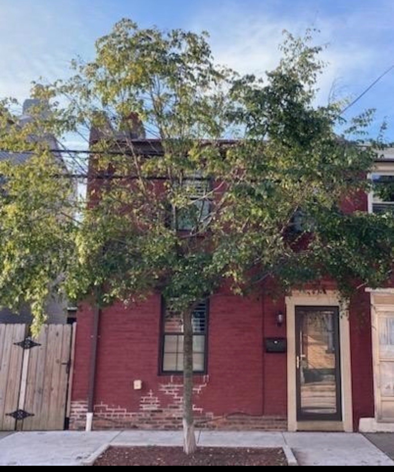 Pittsburgh House: 1314 Sarah St