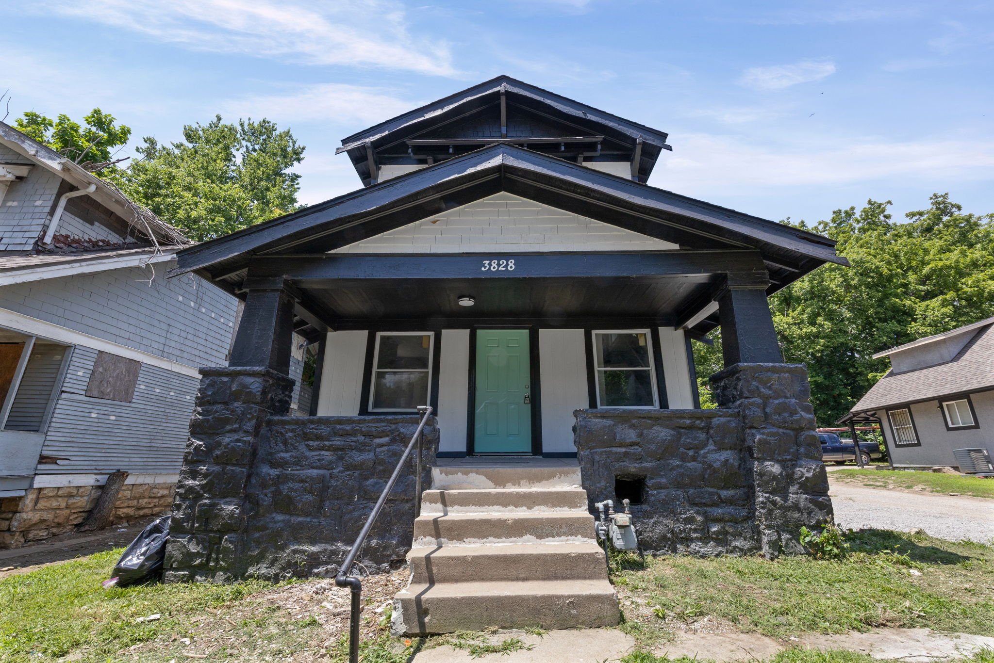 Kansas City House: 3828 Chestnut Ave
