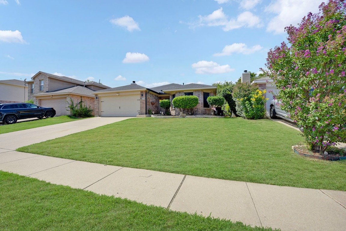 Fort Worth House: 1012 Triple Crown Dr