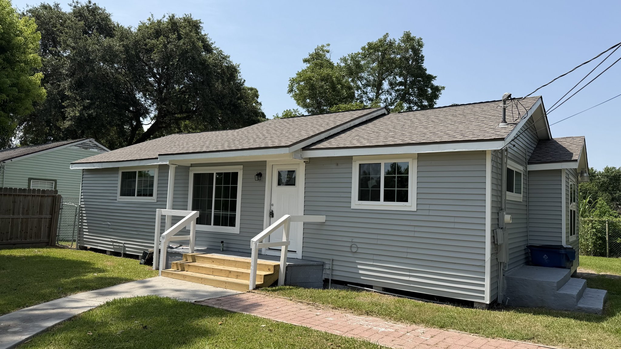 Texas City House: 6218 Anderson St
