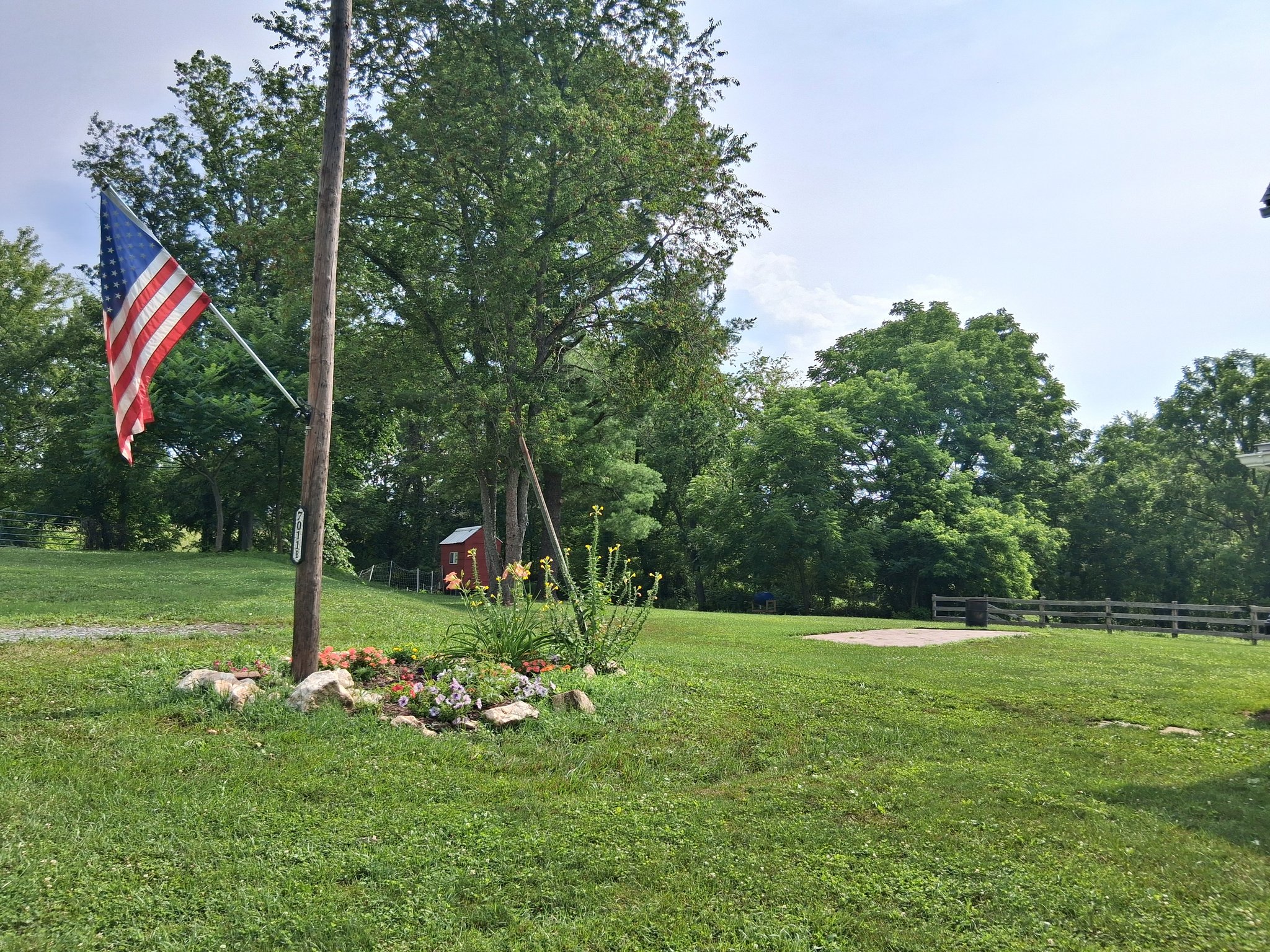 Mount Airy House: 7011B Kimmel Rd