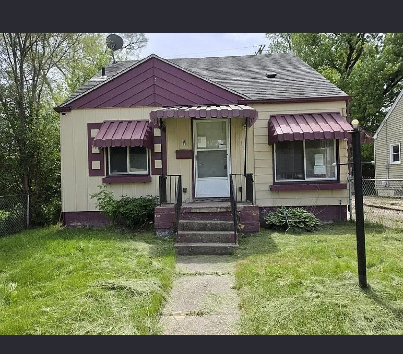 Flint House: 318 e Philadelphia blvd