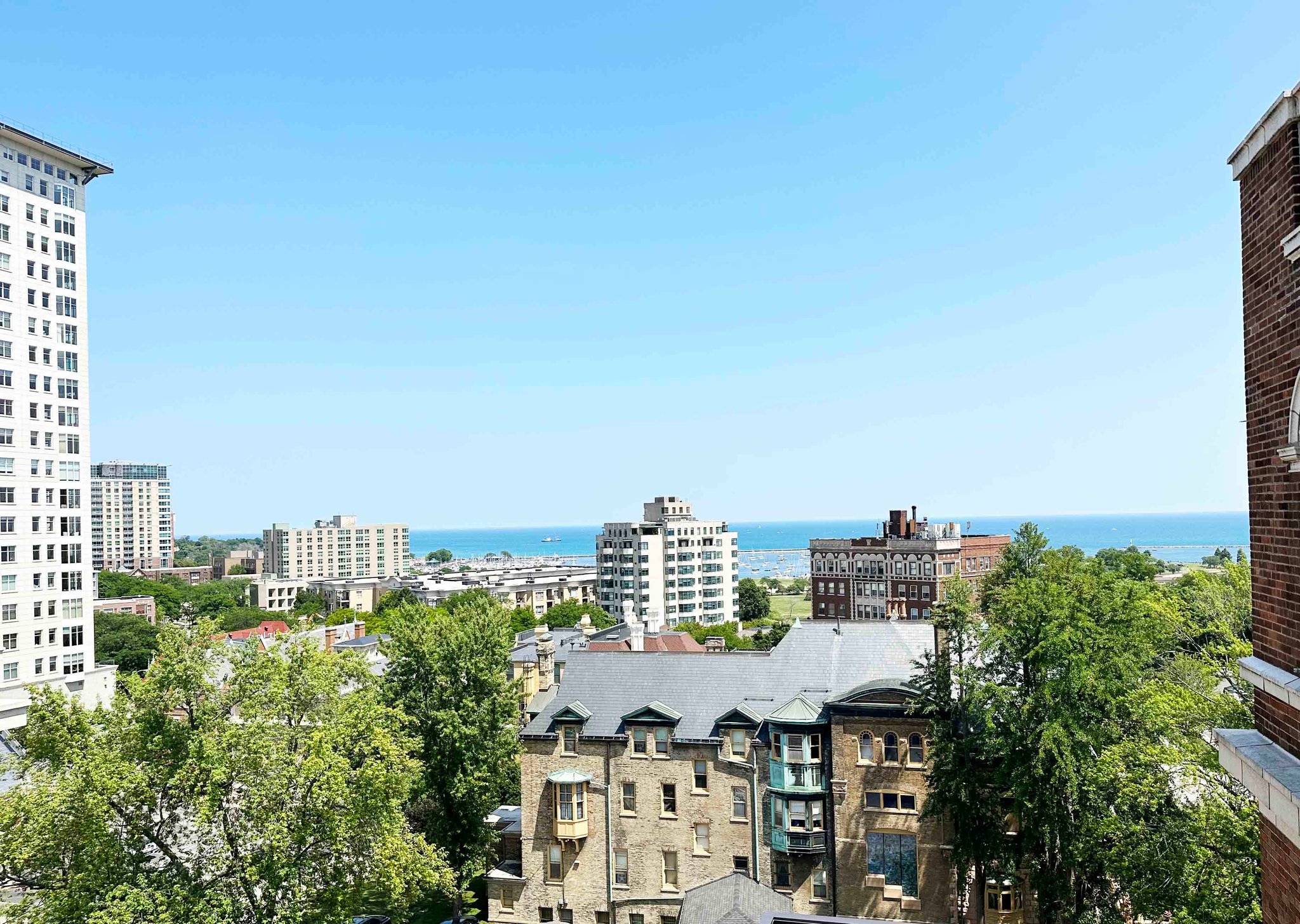 Milwaukee Condo: 1028 E Juneau Ave