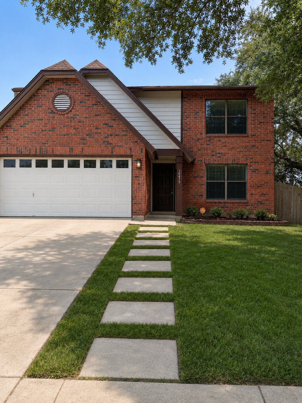 San Antonio House: 10475 Canyon Village