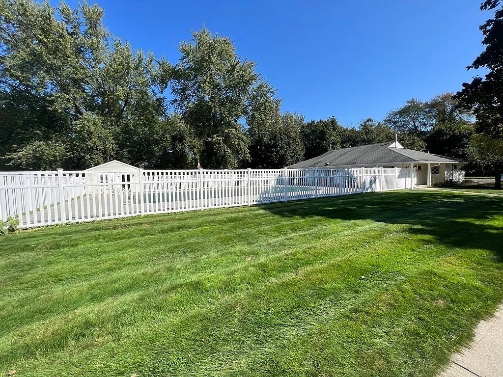 Northampton Condo: 80 Damon Rd
