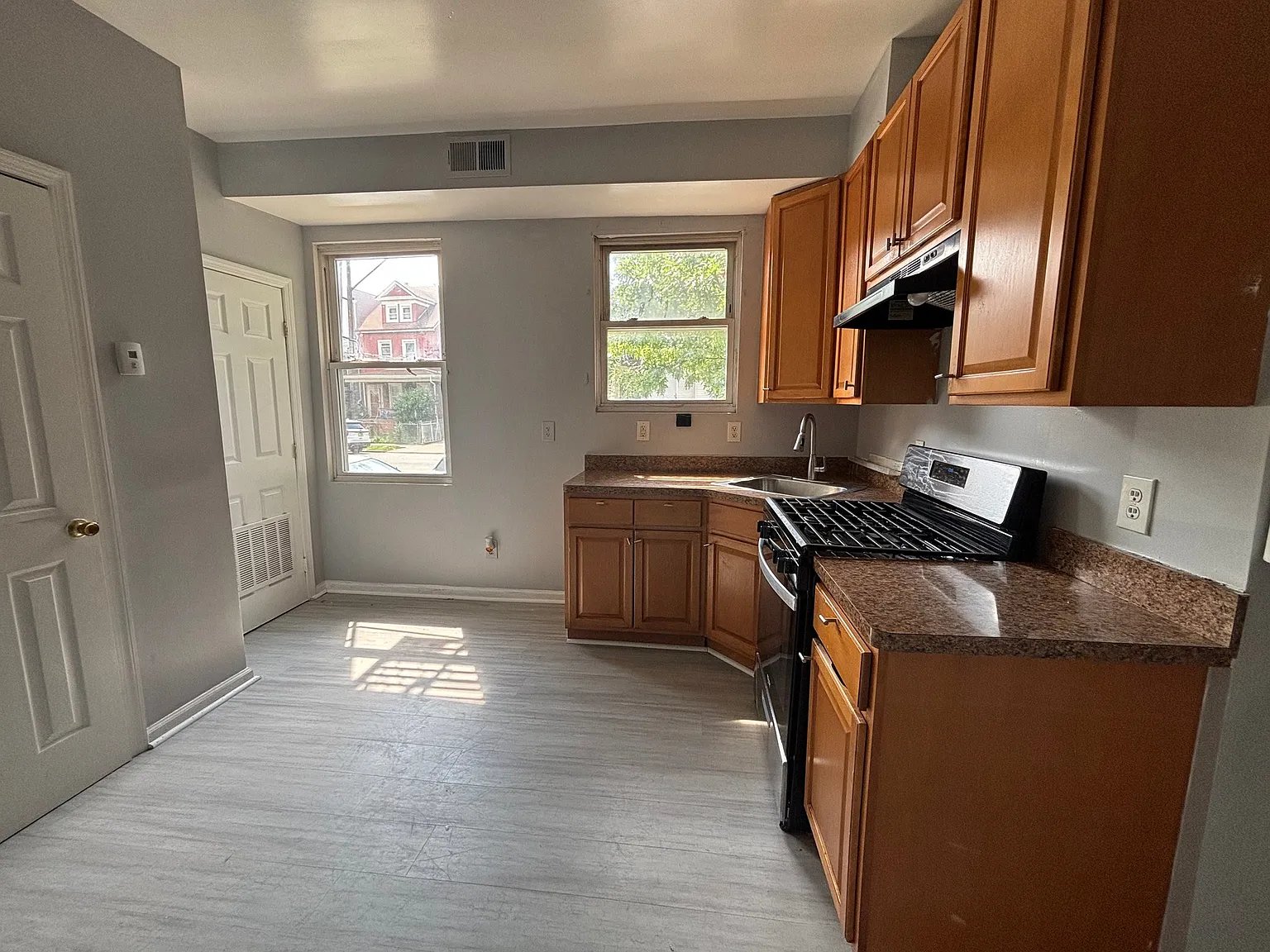 Paterson Apartment: 366 11th Ave