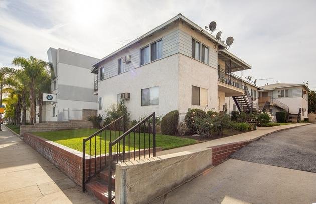 Alhambra Apartment: 111 N. Atlantic Blvd.