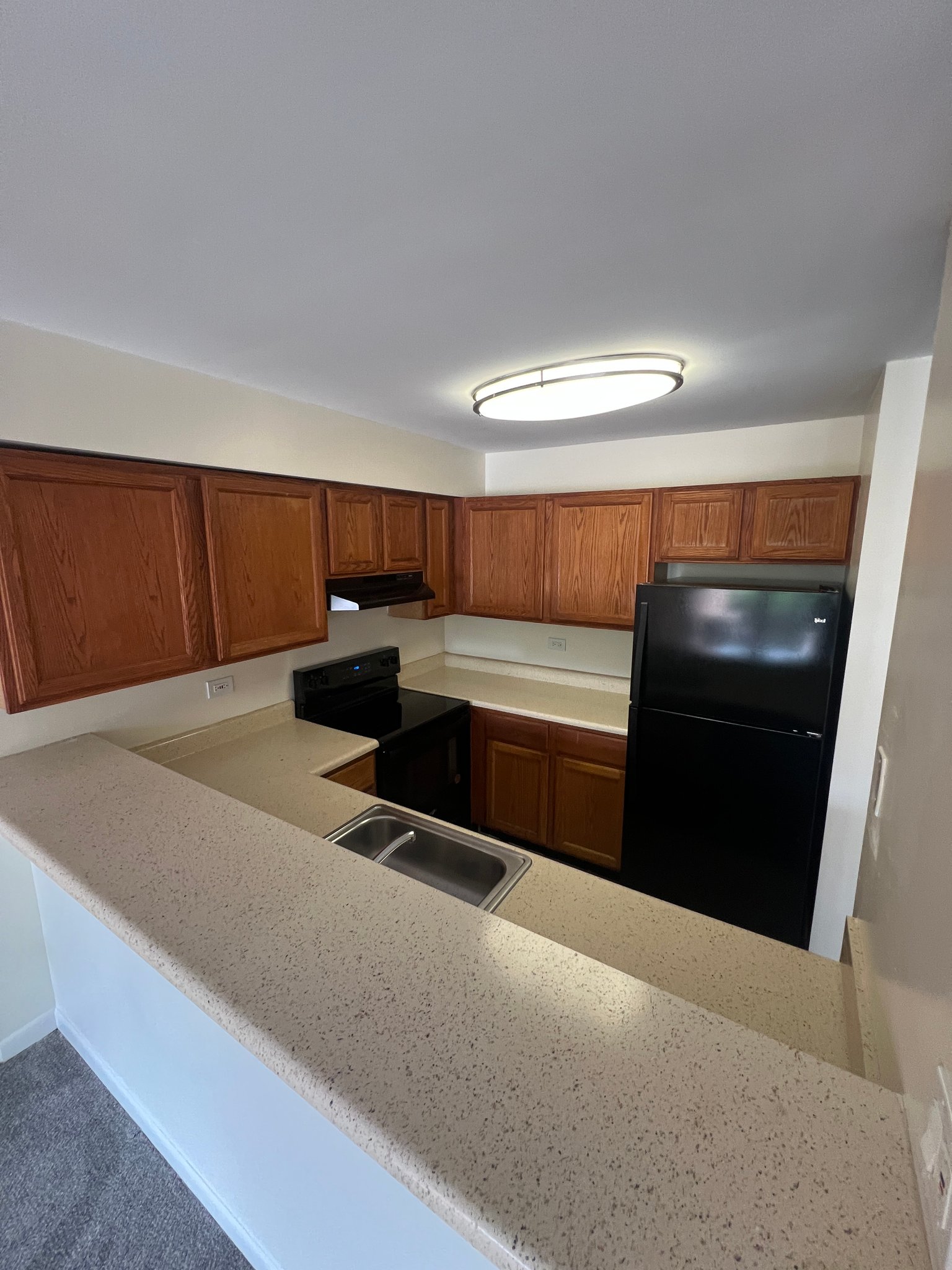 Lisle Apartment: 5550 Abbey Dr