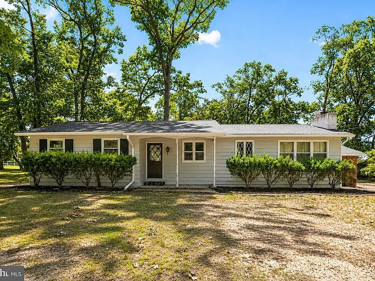 Williamstown House: 930 Sykesville Rd