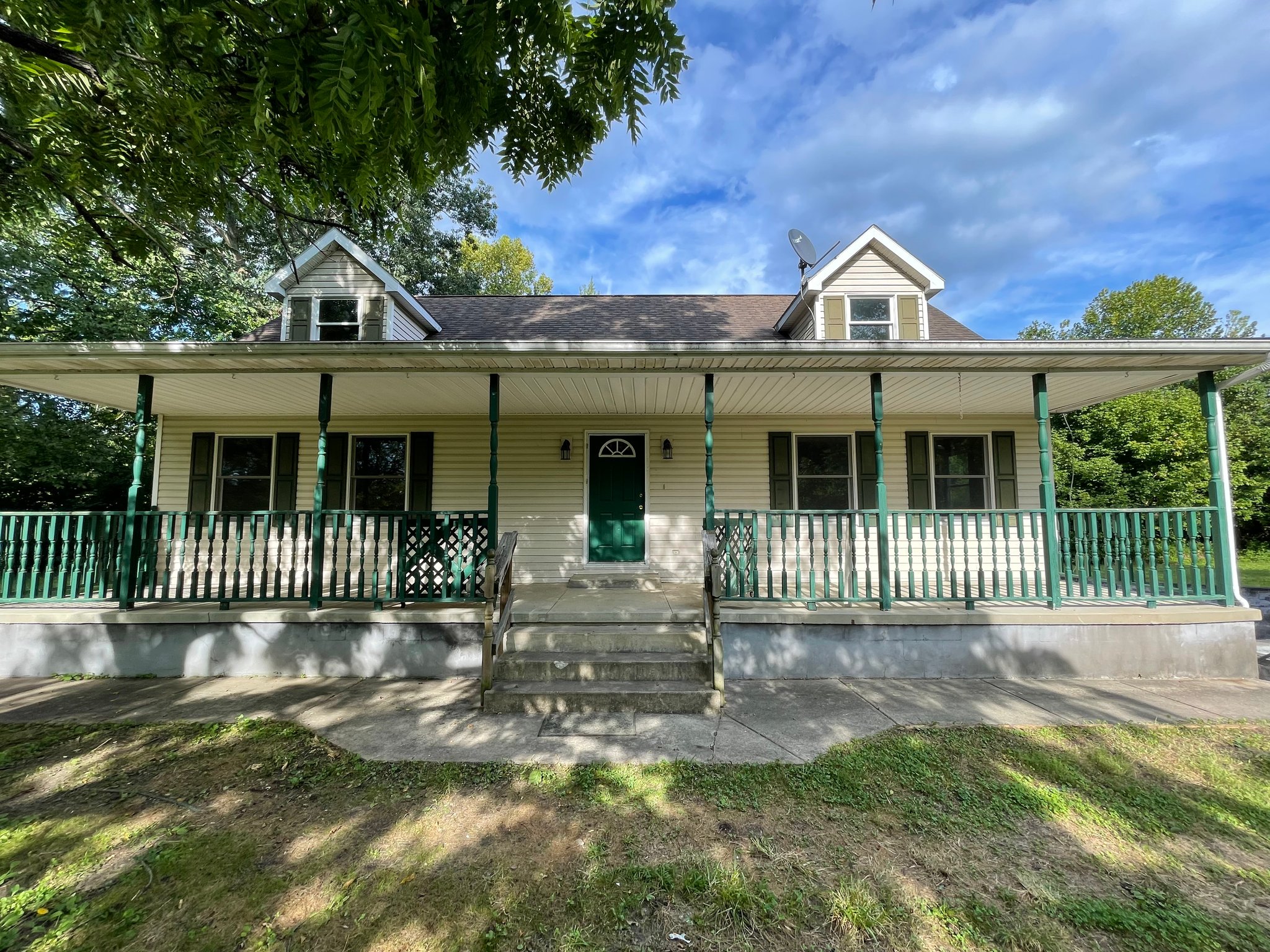 Wheelersburg House: 227 Mill Rd