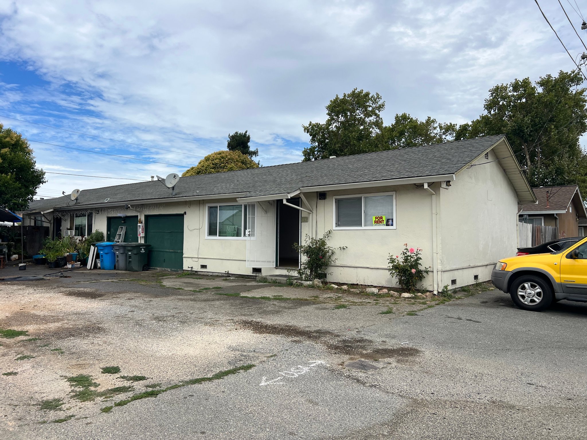 Santa Rosa Multiplex: 915 Aston Ave