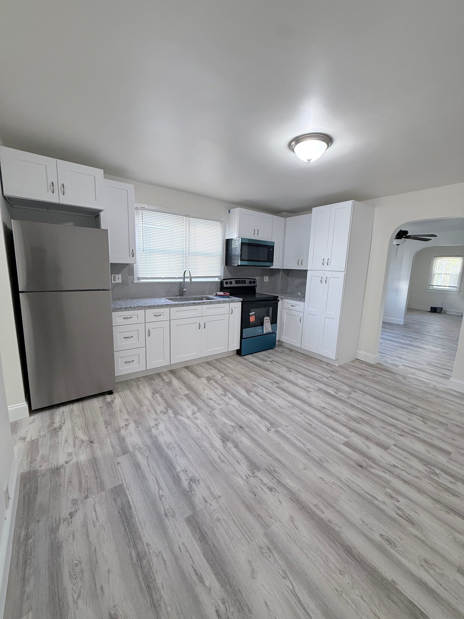 Glassboro Apartment: 211 Oakwood Ave