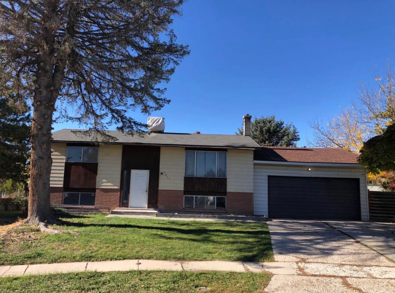 West Jordan House: 3813 Fairmount Cir