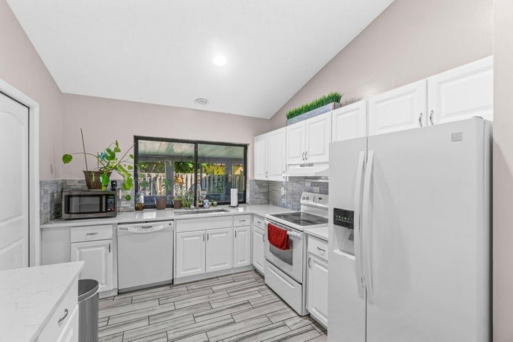 Lake Worth House: 5335 Havasu Court