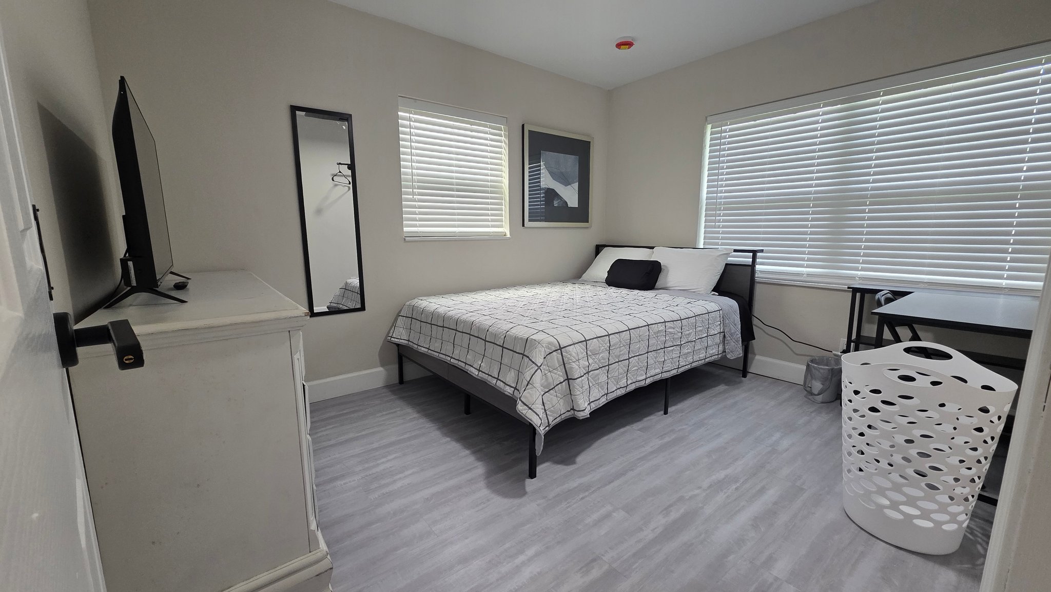 Orlando Single Room: 3624 Westwood Rd. Orlando, FL 32808