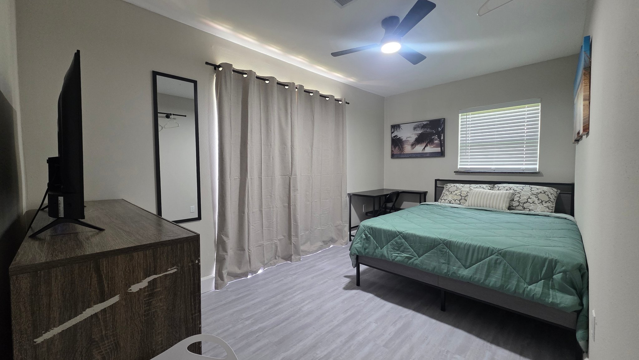 Orlando Single Room: 3624 Westwood Rd. Orlando, FL 32808