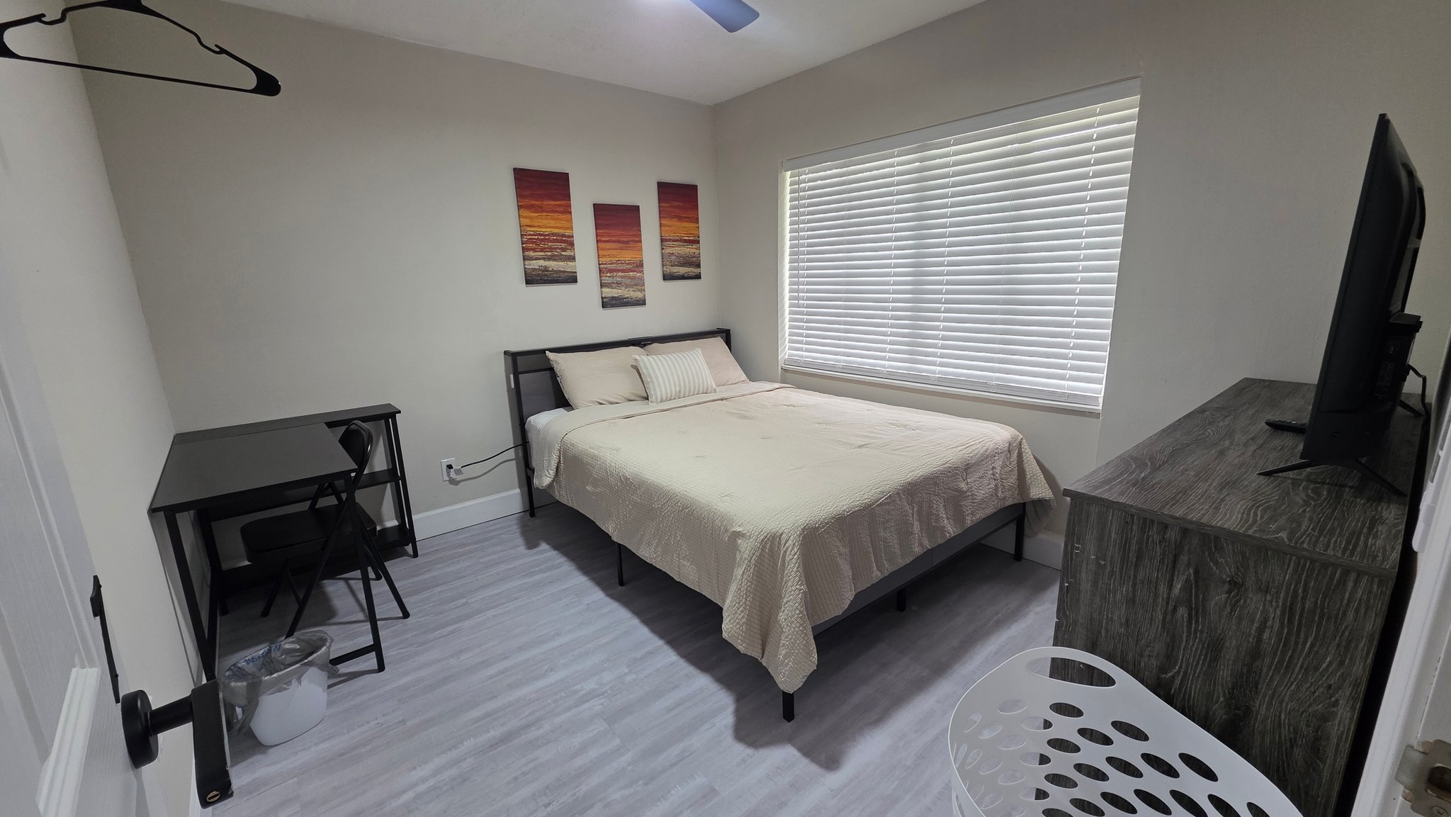 Orlando Single Room: 3624 Westwood Rd. Orlando, FL 32808