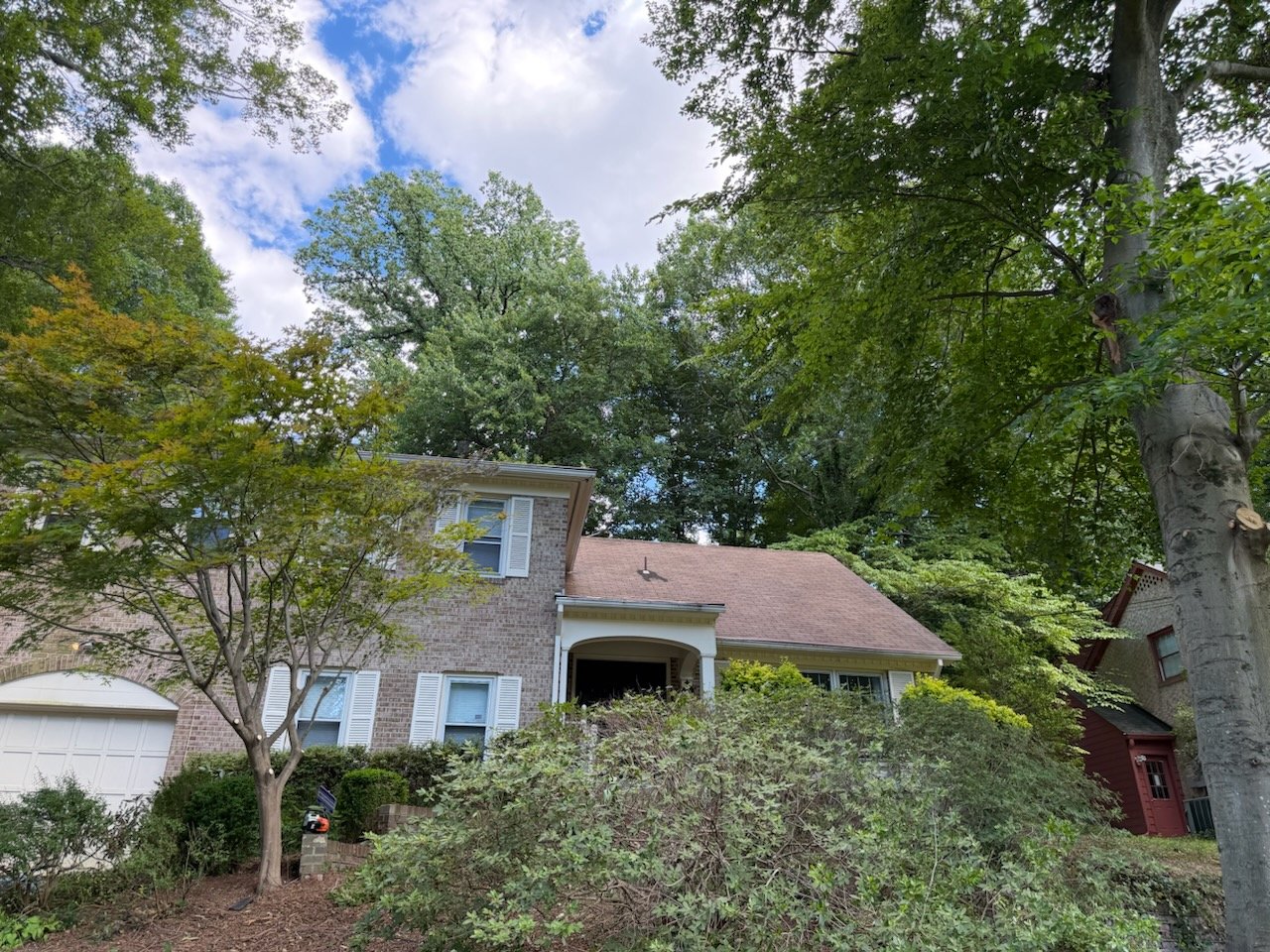 Silver Spring House: 2123 Edgewater Parkway