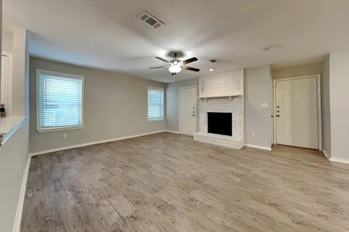 Baltimore Townhome: 1006 E Preston St
