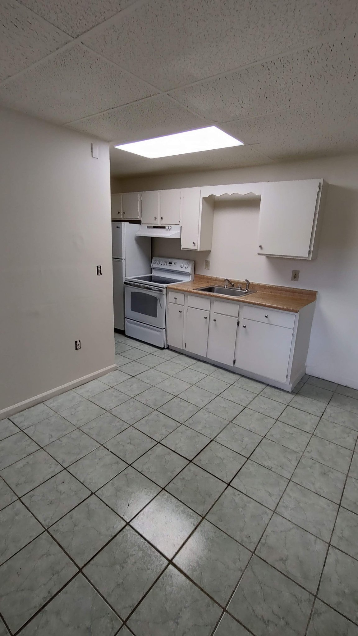 Dover Plains Apartment: 34 Railroad St, Apt #11