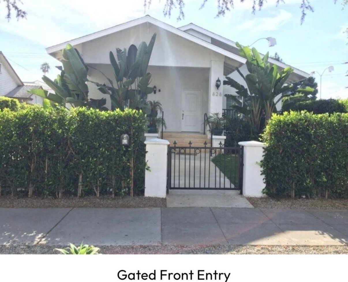 Santa Monica House: 828 9th St