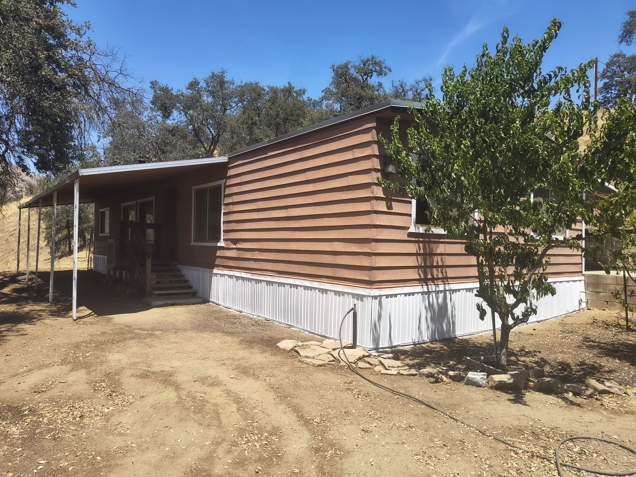 Squaw Valley House: 35468 E KINGS CANYON RD
