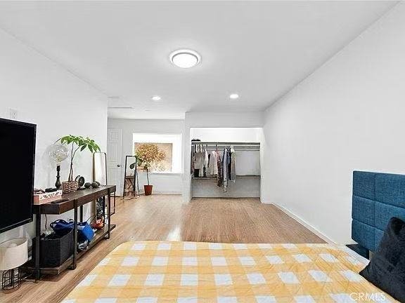 PONORAMA Single Room: 15219 WILLARD ST
