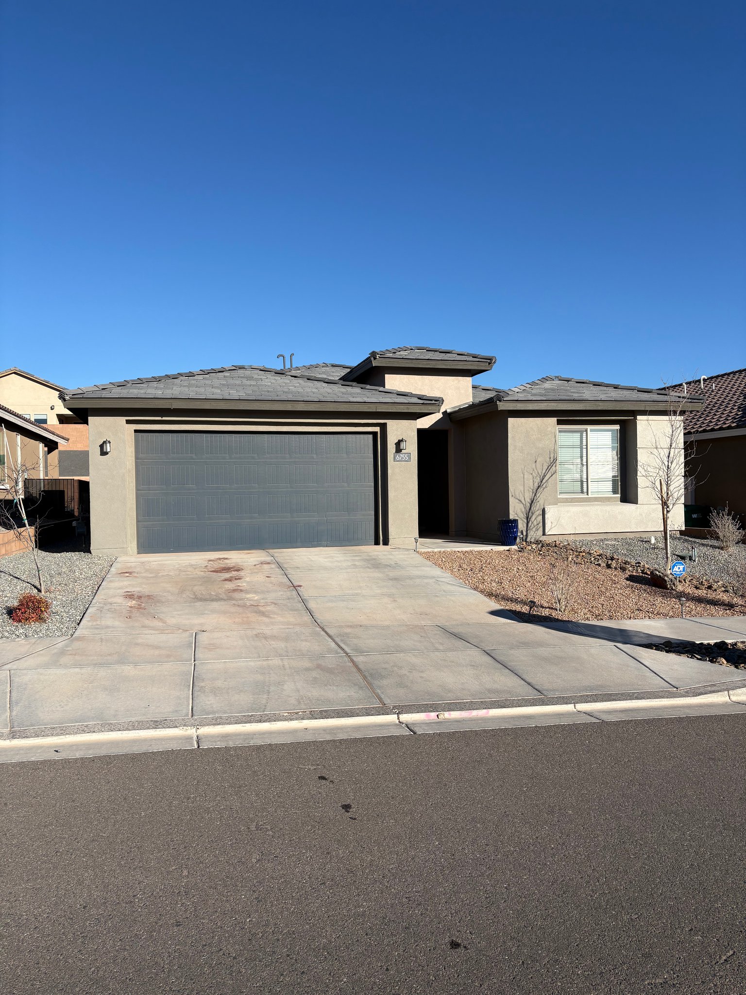 Rio Rancho House: 6755 Sydney Dr NE