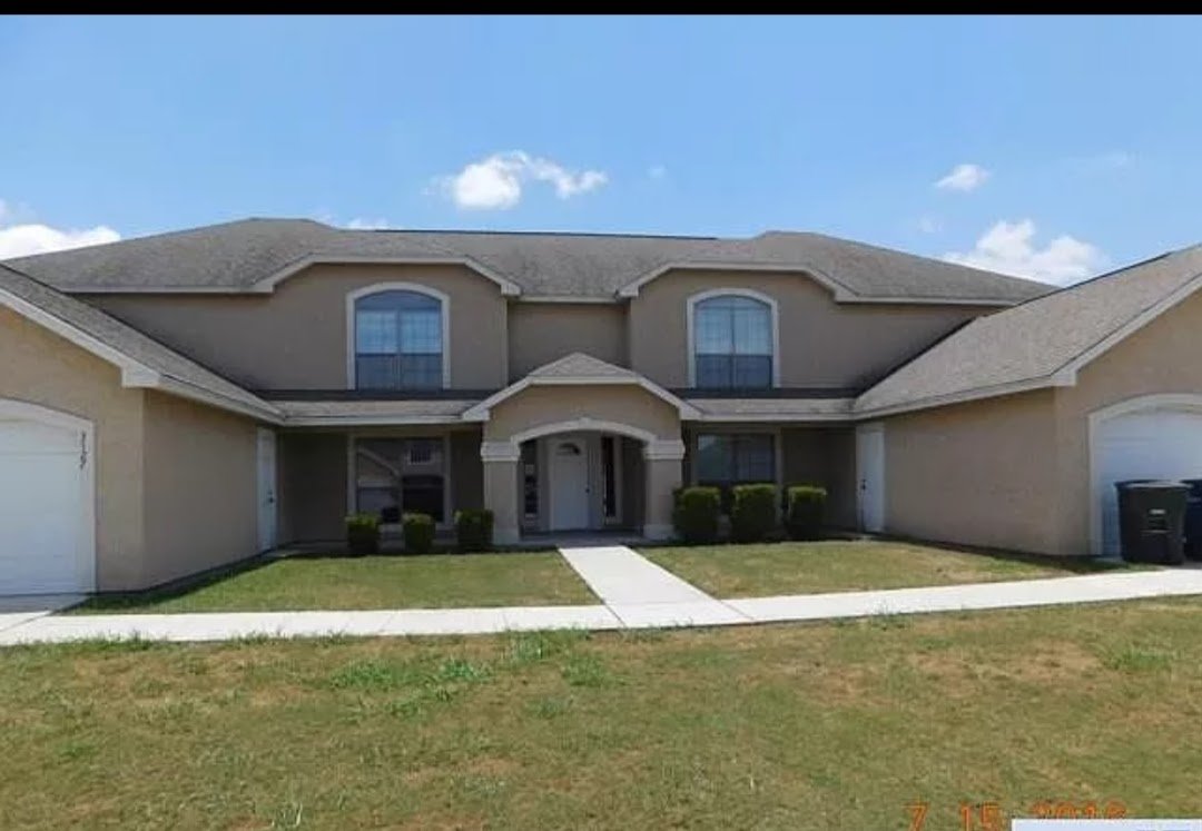 New Braunfels Multiplex: 3131 Douglas Fir Dr