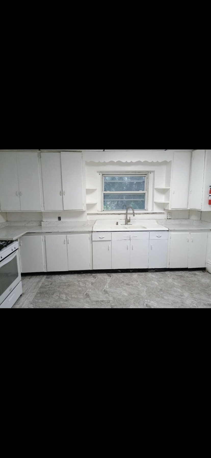 Johnstown Apartment: 616 Napoleon St