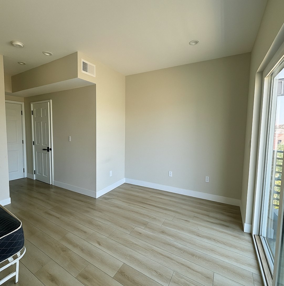 Los Angeles Apartment: 1500 Arapahoe Street.