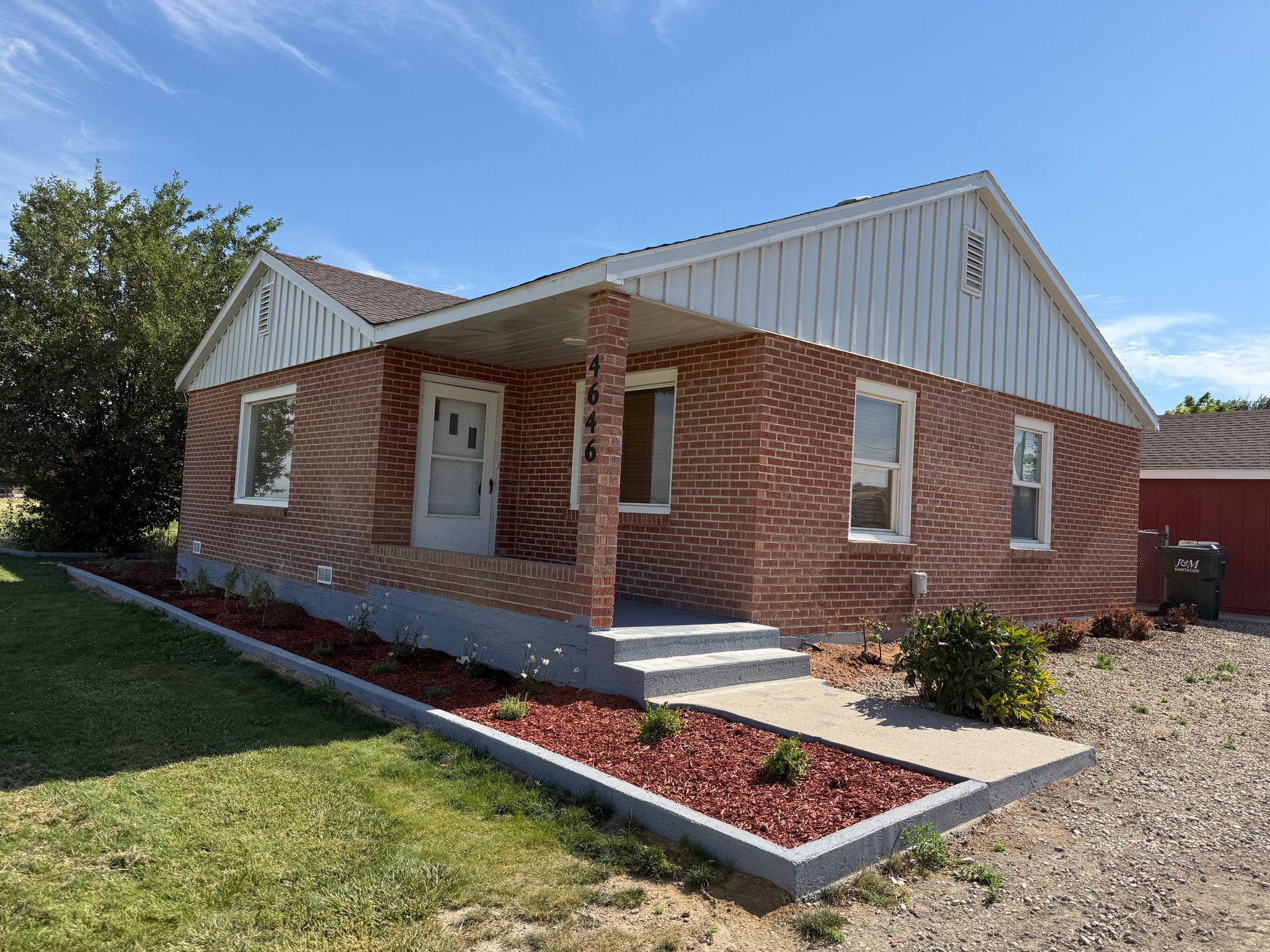 Melba House: 4646 track rd