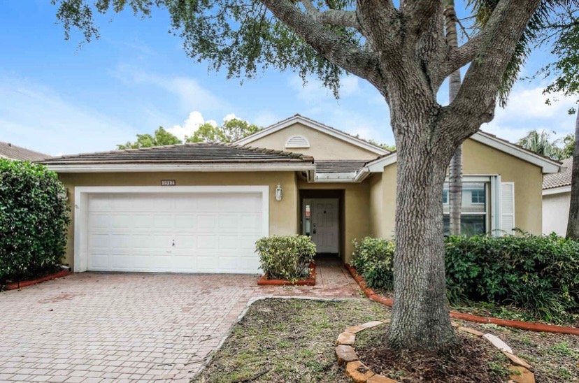 Fort Lauderdale House: 4910 SW 32nd Ave