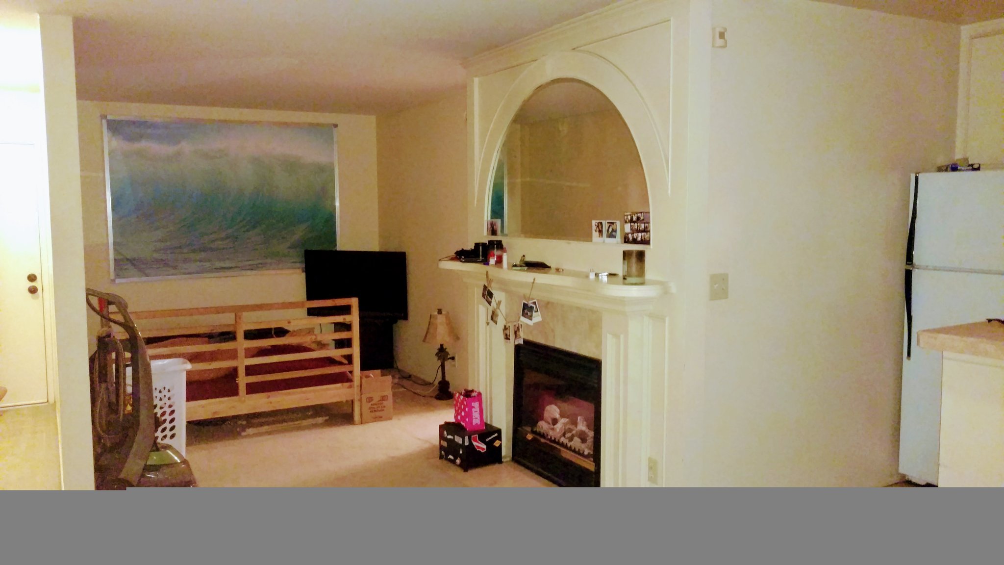 LOS ANGELES Apartment: 11645 MONTANA AVE