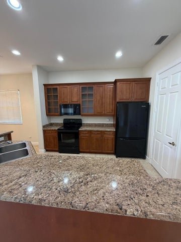 Parkland Townhome: 8079 NW 127TH Lane 2-F