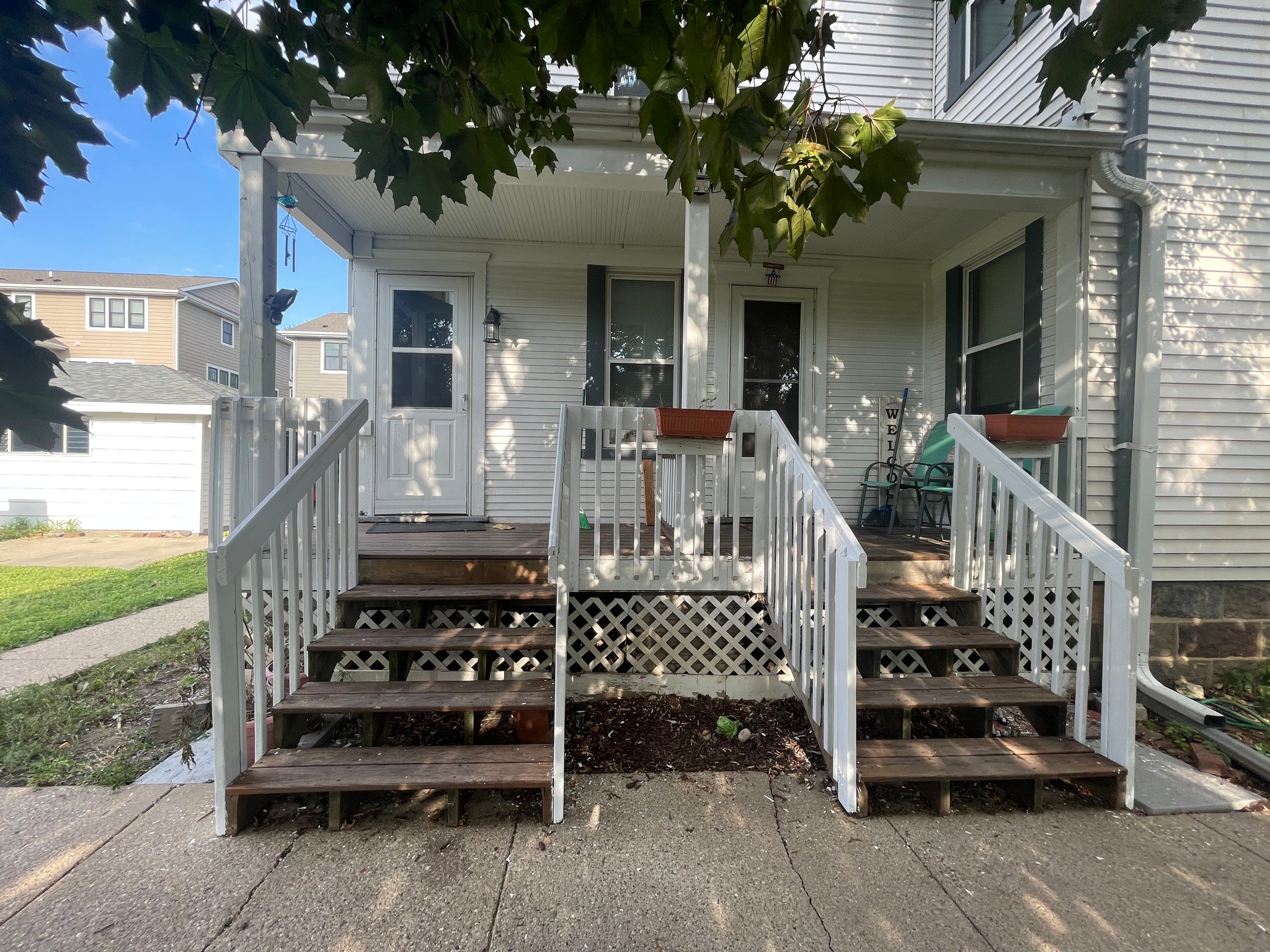Brookfield Townhome: 18740 Hoffman Avenue