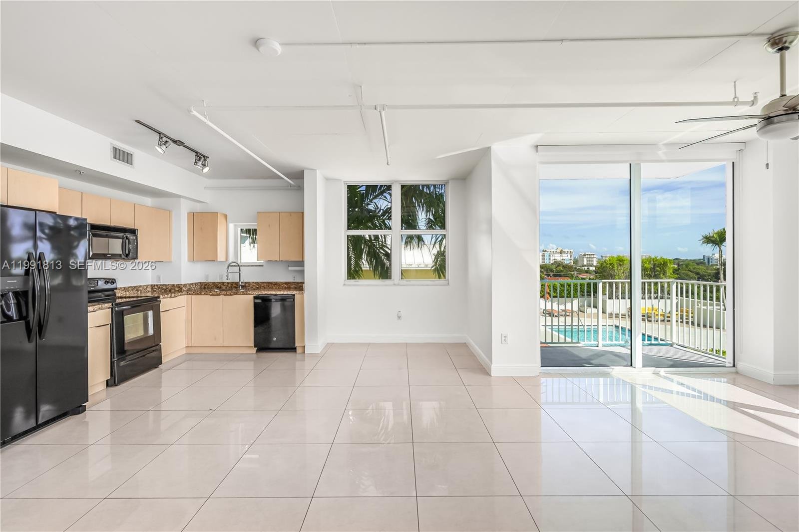 Miami Condo: 3180 SW 22nd St