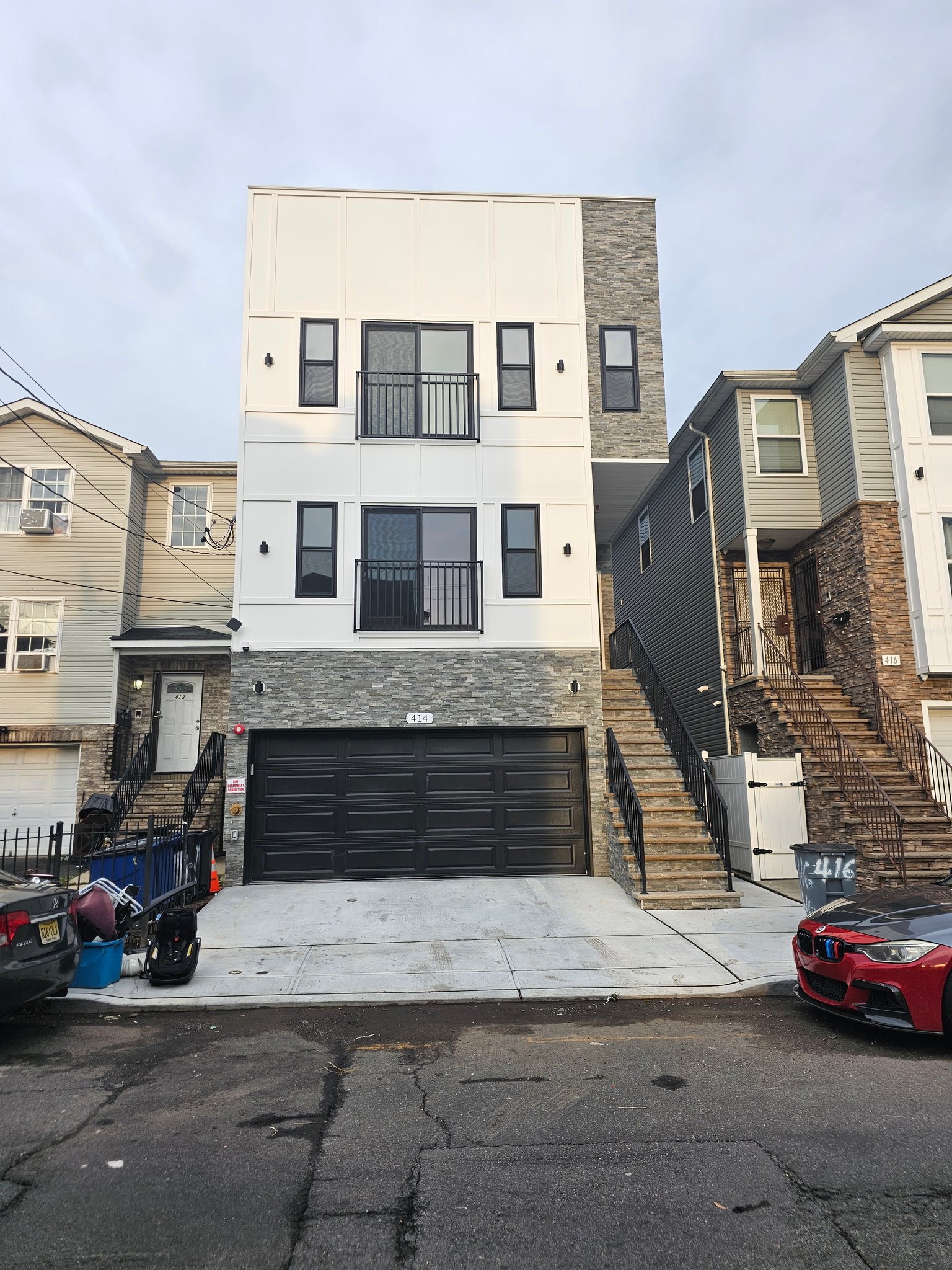 Newark Multiplex: 414 S 10th Street