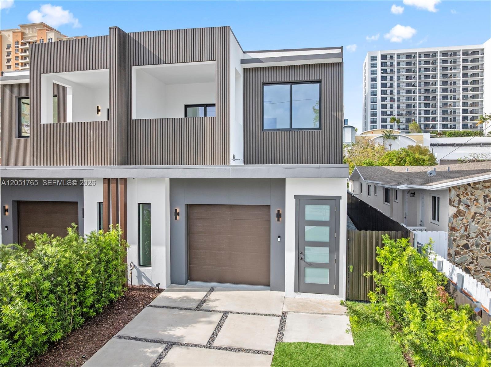 Miami Townhome: 3189 SW 23rd St