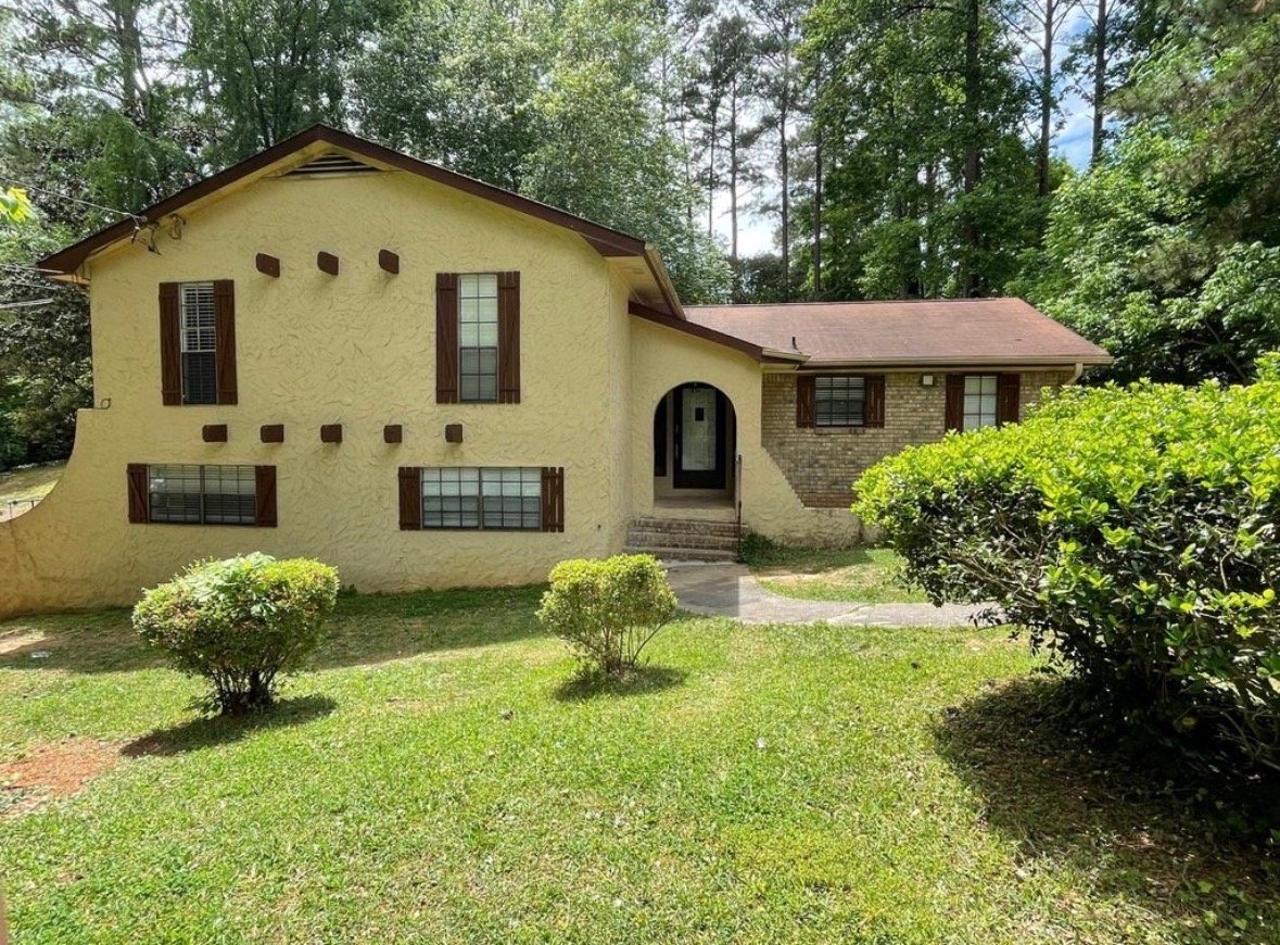 Atlanta House: 1110 Apollo Dr SW