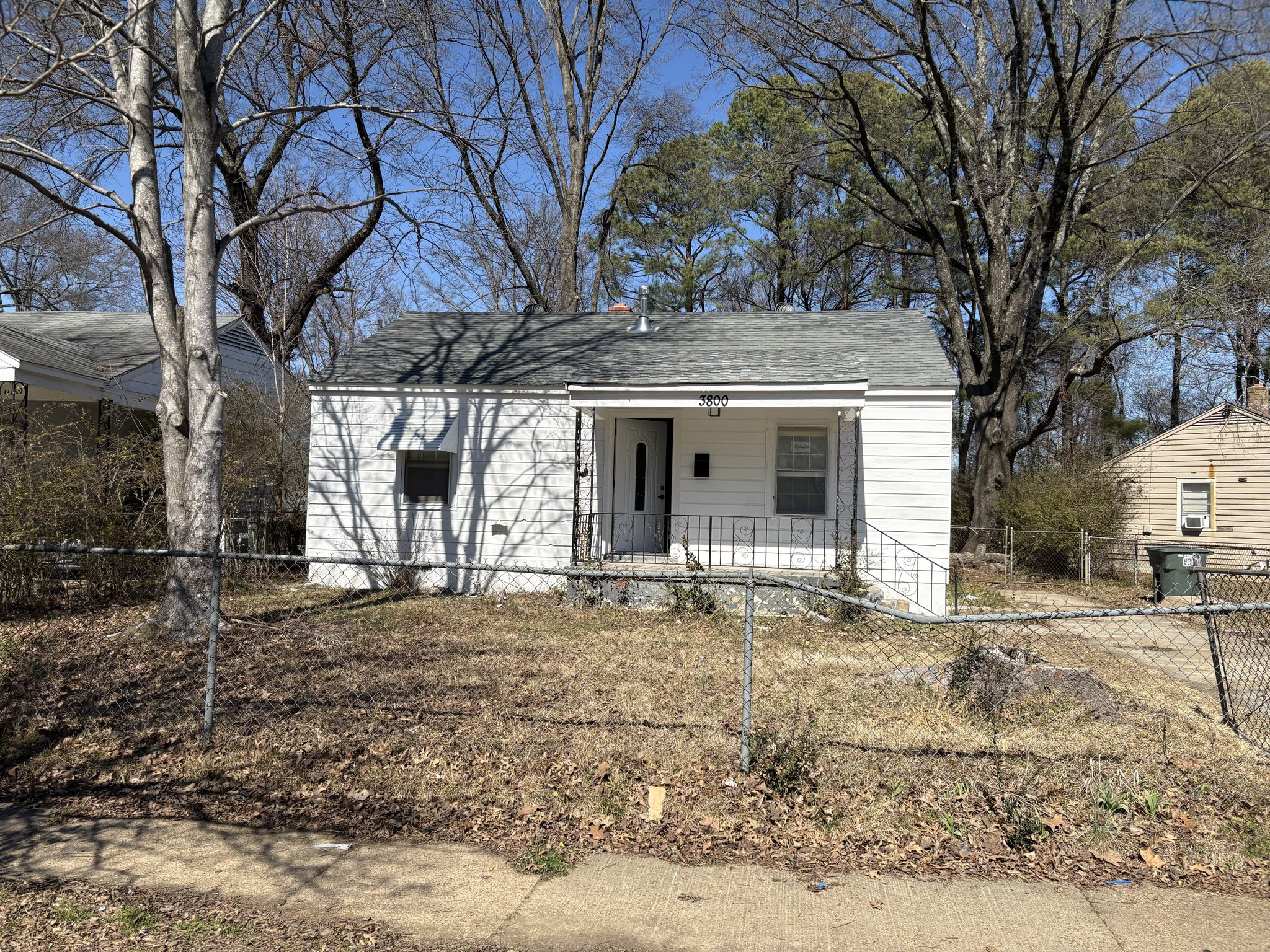 Memphis House: 3800 E Mallory Ave
