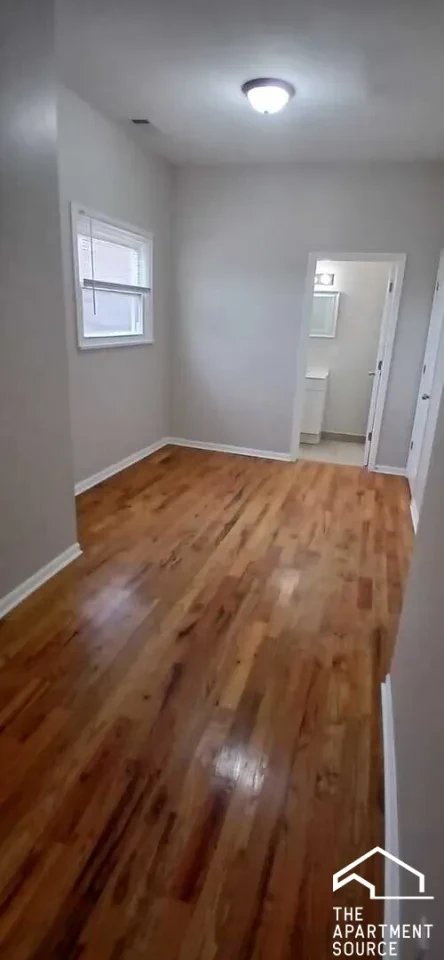 Chicago Apartment: 3614 West Mc Lean Avenue #2 Chicago, IL 60647